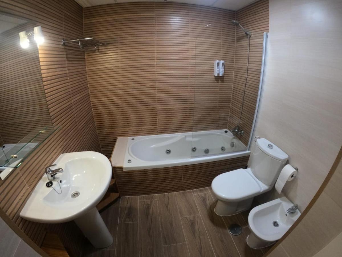 Faro12 Playa & Piscina & Parking Privado Apartment Беналмадена Екстериор снимка
